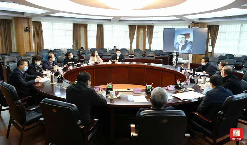 2021年1月26日 ，市應(yīng)對新冠肺炎疫情應(yīng)急指揮部視頻調(diào)度會  張莉 攝.jpg