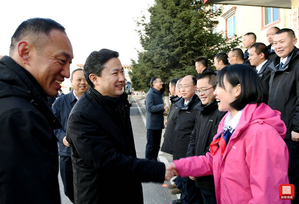 2021年11月9日 羅增斌看望援建干部(記者 賴杰 攝).jpg