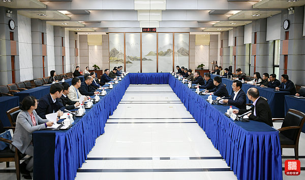 2021年4月18日，元方與西工大舉行工作會(huì)談 張莉 攝.jpg