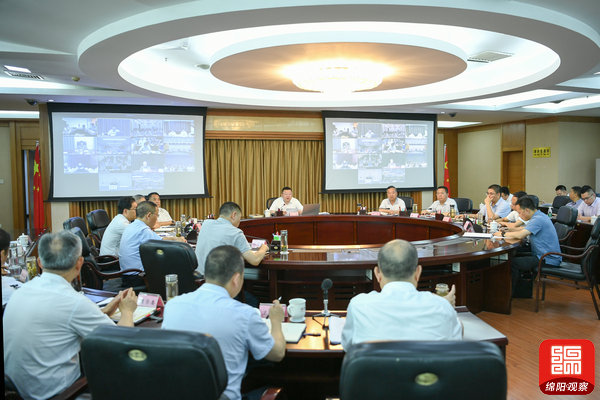 2021年7月13日，元方督導(dǎo)生態(tài)環(huán)境突出問題整改工作并召開專題會議  王勇 攝 (1).jpg