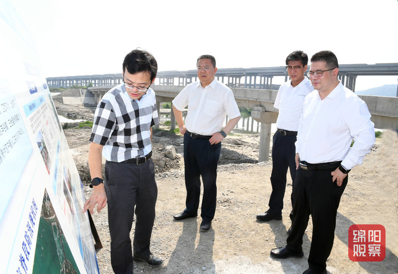 2022年8月10日，李云督導(dǎo)防汛減災(zāi)工作1  張莉 攝.jpg