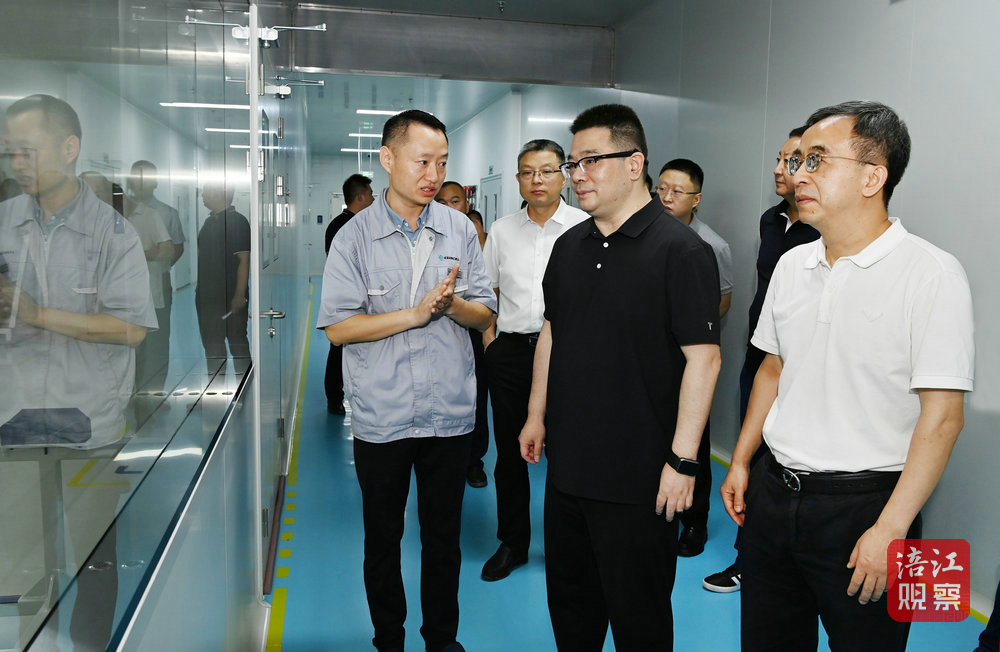 2023年8月10日，李云督導(dǎo)重點(diǎn)項目推進(jìn)情況（埃克森）  張莉 攝_1.jpg