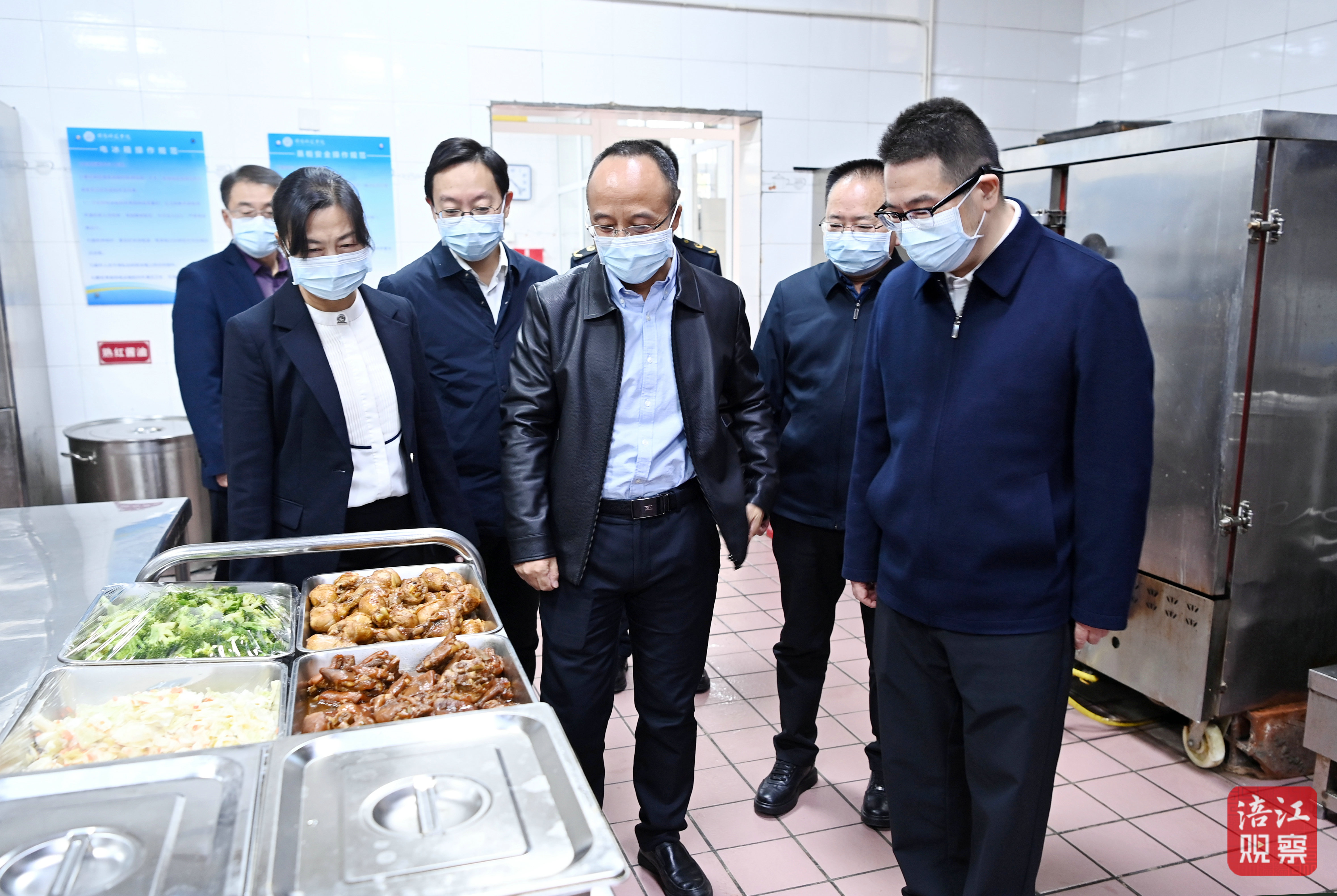 2024年12月3日，李云督導(dǎo)檢查“校園餐”整治及食品安全工作、民生實事項目推進情況2  張莉 攝.jpg